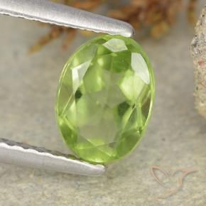 9,17 ctw natürlicher Mittelgrün Peridot, Oval, VS
