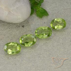 4.40 ct natürliche Leichtes lebendiges Grün Peridot-Edelsteine, Oval, VS