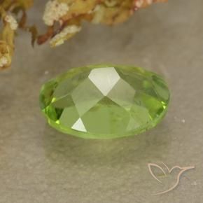 9,17 ctw natürlicher Leichtes lebendiges Grün Peridot, Oval, VS