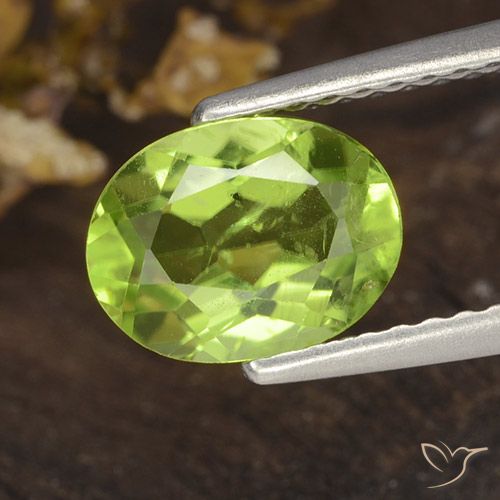 1.38ct Natürlicher Lebendiges grün Peridot, Oval, VS