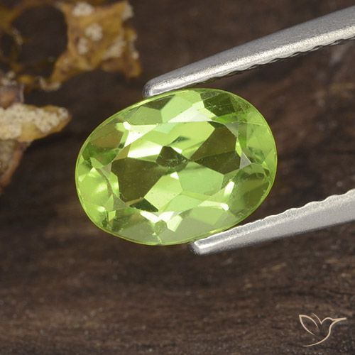 1.31ct Natürlicher Mittelgrün Peridot, Oval, VS