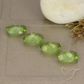 4.77 ct natürliche Lebendiges grün Peridot-Edelsteine, Oval, VS