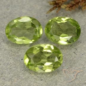 2.91 ct natürliche Lebendiges grün Peridot-Edelsteine, Oval, VS