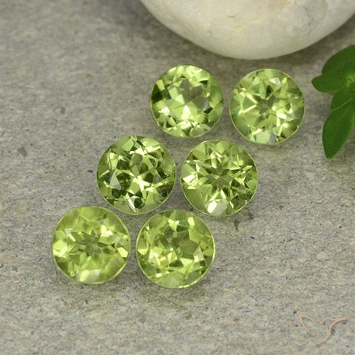 2.87ctw Natürlicher gelblich-grün Peridot, Runden, VVS-VS