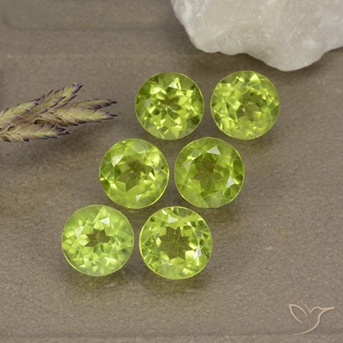 3.15ctw Natürlicher gelblich-grün Peridot, Runden, VVS-VS