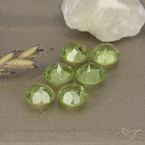 2.93 ct natürliche Leichtes lebendiges Grün Peridot-Edelsteine, Runden, VVS-VS