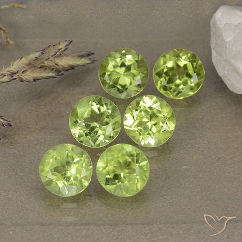 3.33ctw Natürlicher Lebendiges grün Peridot, Runden, VVS-VS