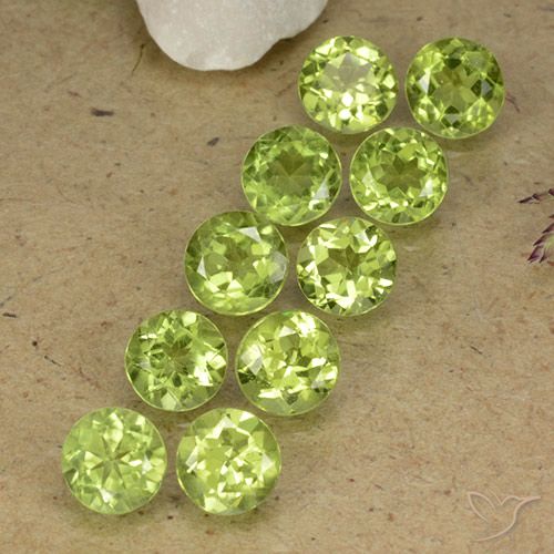 4.60ctw Natürlicher Mittelgrün Peridot, Runden, VVS-VS