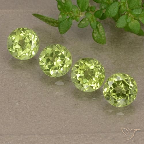 1.80ctw Natürlicher Leichtes lebendiges Grün Peridot, Runden, VVS-VS
