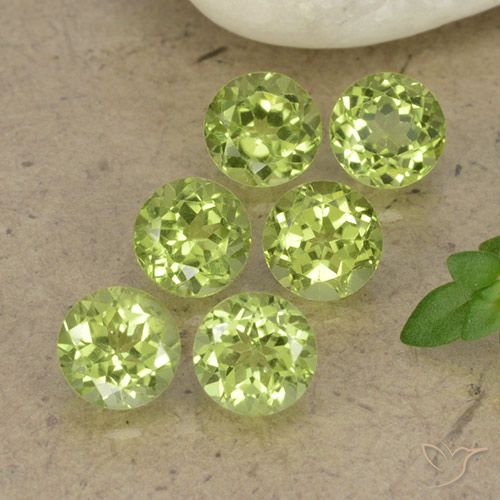 2.72ctw Natürlicher hellgrün Peridot, Runden, VVS-VS