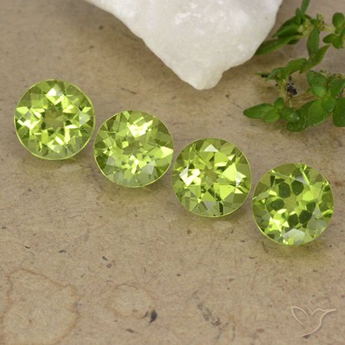 3.32ctw Natürlicher Lebendiges Gelbgrün Peridot, Runden, VS