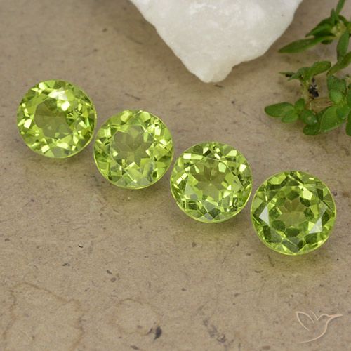 3.90ctw Natürlicher Mittelgrün Peridot, Runden, VS