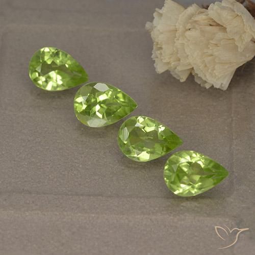 2.64ctw Natürlicher Leichtes lebendiges Grün Peridot, Birnenform, VVS-VS