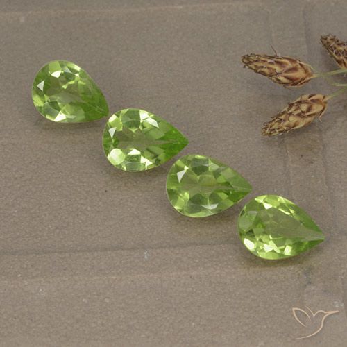 2.34ctw Natürlicher Mittelgrün Peridot, Birnenform, VVS-VS