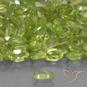 9,17 ctw natürlicher Mittelgrün Peridot, Oval, VVS-VS