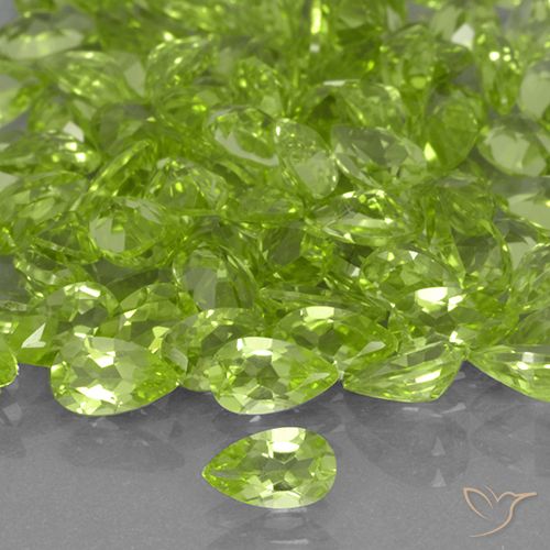 0.21ct Natürlicher Mittelgrün Peridot, Birnenform, VVS-VS
