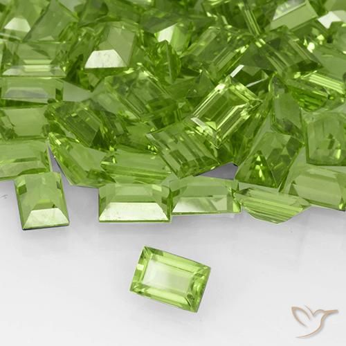 9,17 ctw natürlicher Mittelgrün Peridot, Baguette, VVS-VS