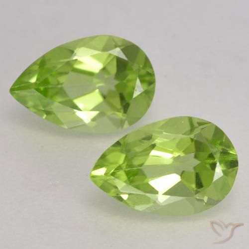 0.84ctw Natürlicher Leichtes lebendiges Grün Peridot, Birnenform, VVS-VS