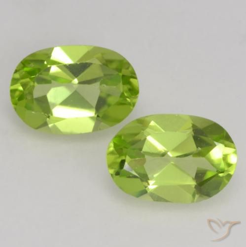1.10ctw Natürlicher Lebendiges grün Peridot, Oval, VS