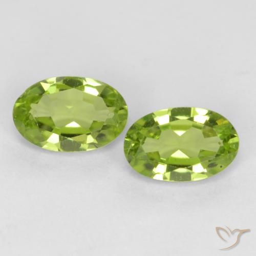 0.97ctw Natürlicher Lebendiges grün Peridot, Oval, VS