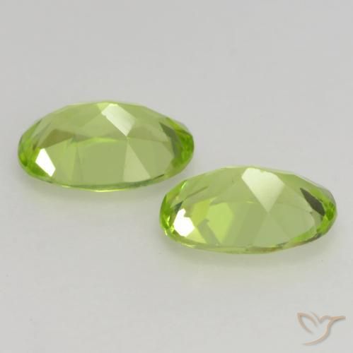0.93 ct natürliche Leichtes lebendiges Grün Peridot-Edelsteine, Oval, VS