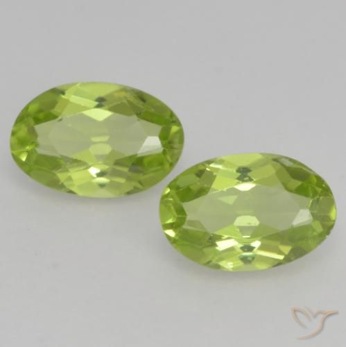 0.97ctw Natürlicher Leichtes lebendiges Grün Peridot, Oval, VS