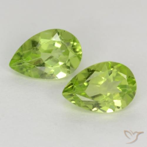 0.87ctw Natürlicher Leichtes lebendiges Grün Peridot, Birnenform, VVS-VS