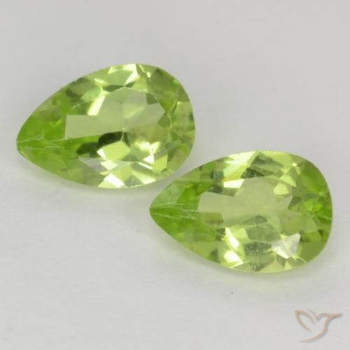 0.87ctw Natürlicher Leichtes lebendiges Grün Peridot, Birnenform, VVS-VS