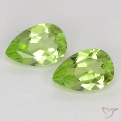 0.89ctw Natürlicher Leichtes lebendiges Grün Peridot, Birnenform, VVS-VS