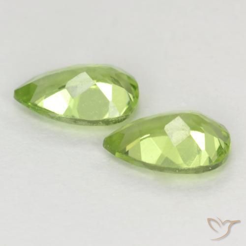 0.89 ct natürliche Leichtes lebendiges Grün Peridot-Edelsteine, Birnenform, VVS-VS