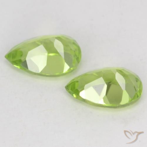 0.93 ct natürliche Leichtes lebendiges Grün Peridot-Edelsteine, Birnenform, VVS-VS