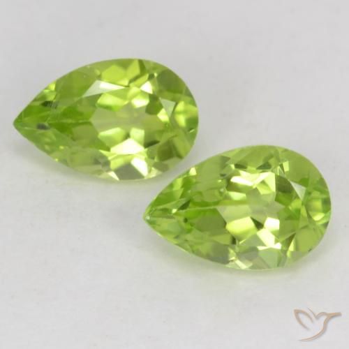 0.99ctw Natürlicher Leichtes lebendiges Grün Peridot, Birnenform, VVS-VS