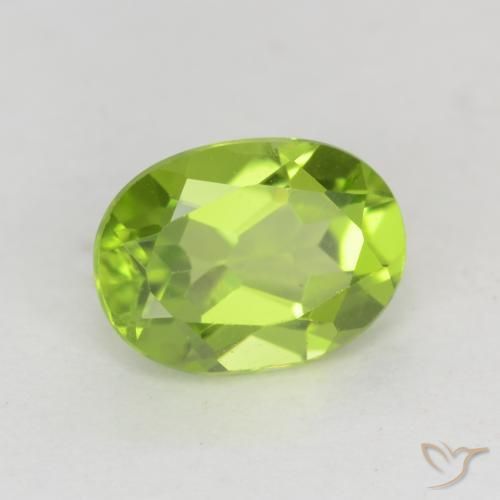 9,17 ctw natürlicher Mittelgrün Peridot, Oval, VVS-VS