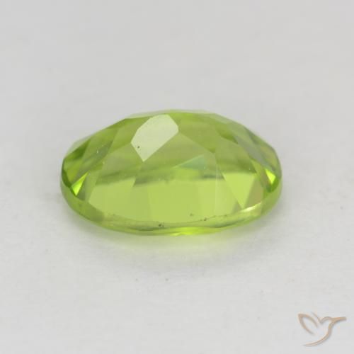 9,17 ctw natürlicher Mittelgrün Peridot, Oval, VVS-VS