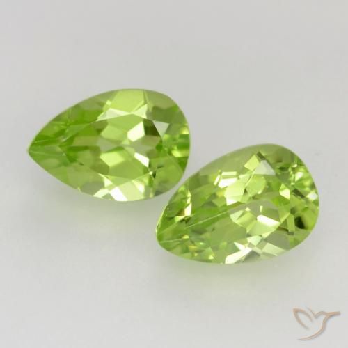 1.12ctw Natürlicher Leichtes lebendiges Grün Peridot, Birnenform, VVS-VS