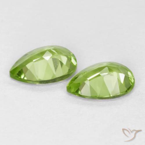 0.81 ct natürliche Leichtes lebendiges Grün Peridot-Edelsteine, Birnenform, VVS-VS