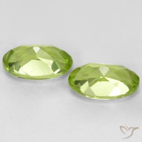 0.97 ct natürliche Leichtes lebendiges Grün Peridot-Edelsteine, Oval, VS