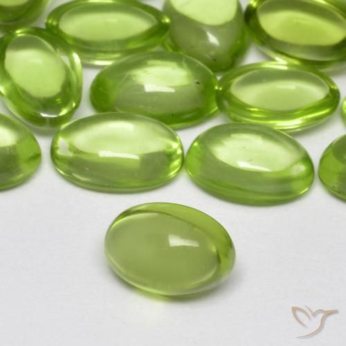 9,17 ctw natürlicher Leichtes lebendiges Grün Peridot, Oval, Transparent