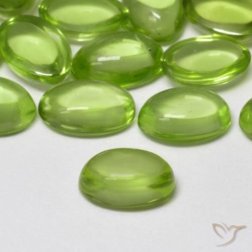 9,17 ctw natürlicher Leichtes lebendiges Grün Peridot, Oval, Transparent