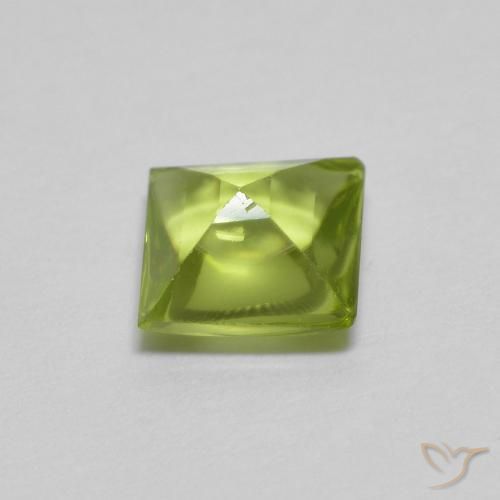 9,17 ctw natürlicher Mittelgrün Peridot, Quadrat, Transparent