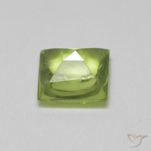 9,17 ctw natürlicher Mittelgrün Peridot, Quadrat, Transparent