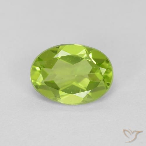 1.31ct Natürlicher Lebendiges grün Peridot, Oval, VVS-VS