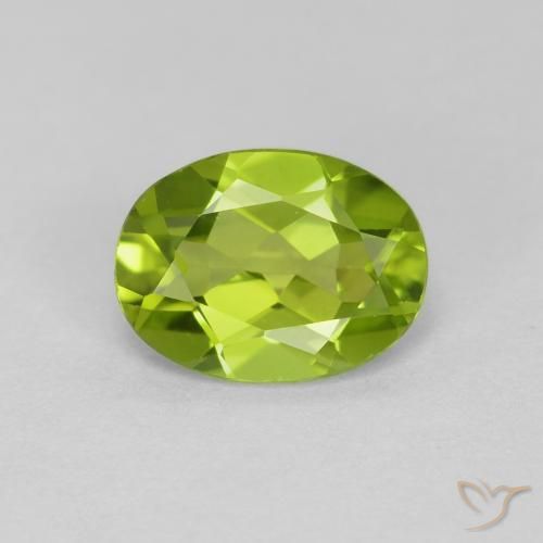 1.26ct Natürlicher Mittelgrün Peridot, Oval, VVS-VS