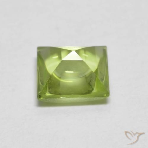 9,17 ctw natürlicher Lebendiges grün Peridot, Quadrat, Transparent