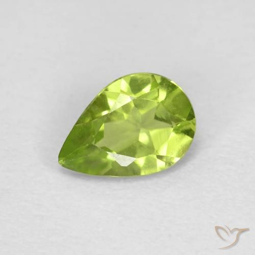 0.73ct Natürlicher Lebendiges grün Peridot, Birnenform, VS