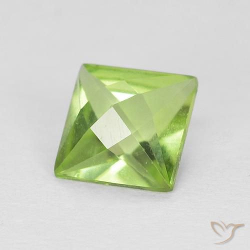9,17 ctw natürlicher Mittelgrün Peridot, Quadrat, VS