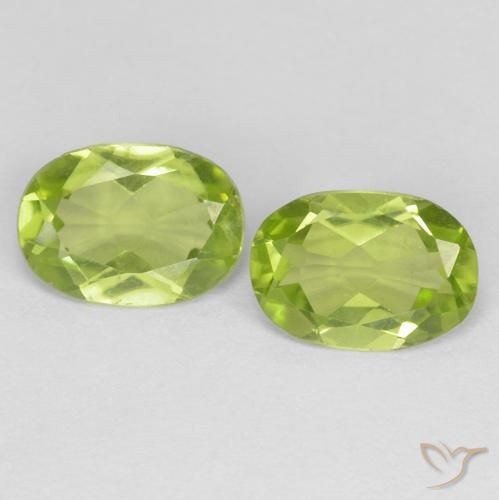 1.51ctw Natürlicher Lebendiges grün Peridot, Oval, VS