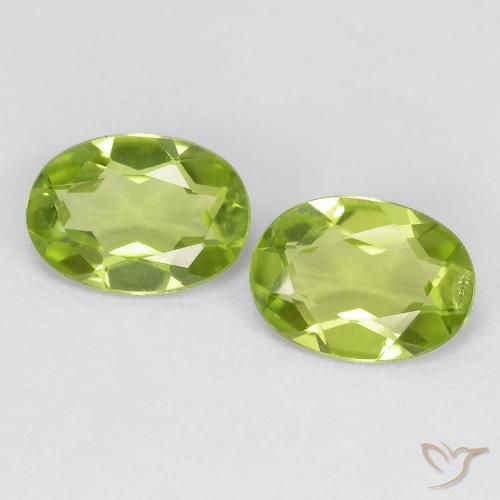 1.49ctw Natürlicher Lebendiges grün Peridot, Oval, VS