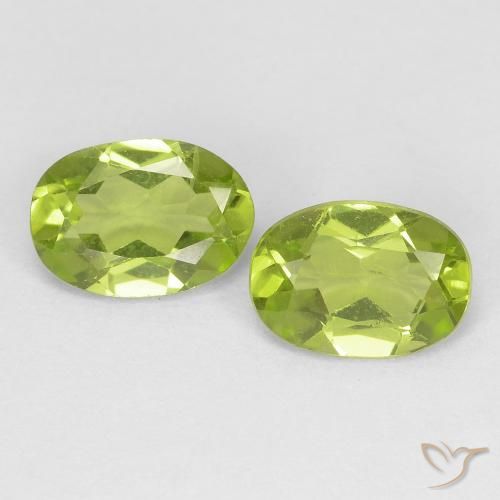 1.57ctw Natürlicher Lebendiges grün Peridot, Oval, VS