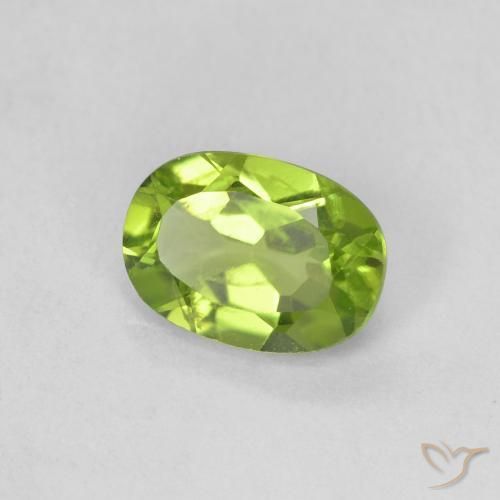 9,17 ctw natürlicher Mittelgrün Peridot, Oval, VVS-VS